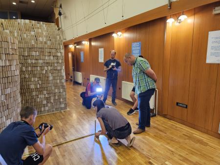 Največja skulptura iz wc rolic_arhiv Občine Domžale (29)